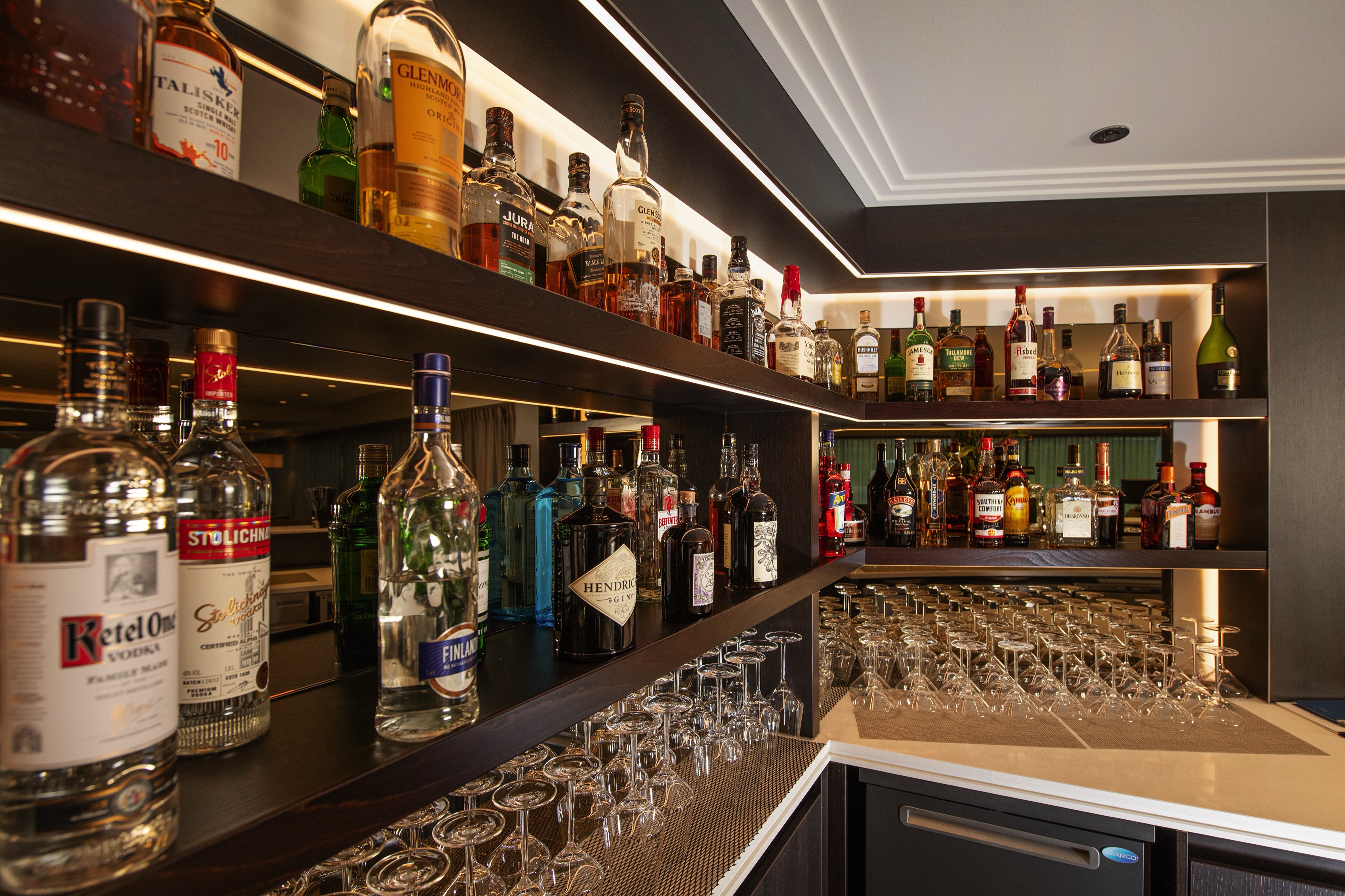 Avalon View - Panorama Lounge
